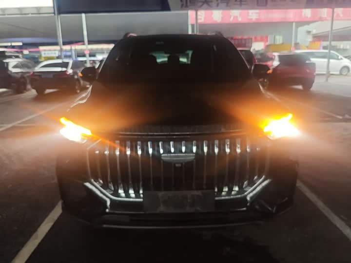 Фото 3 - Geely Okavango L