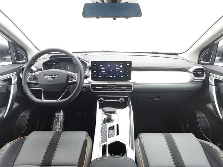 Фото 5 - Geely Coolray