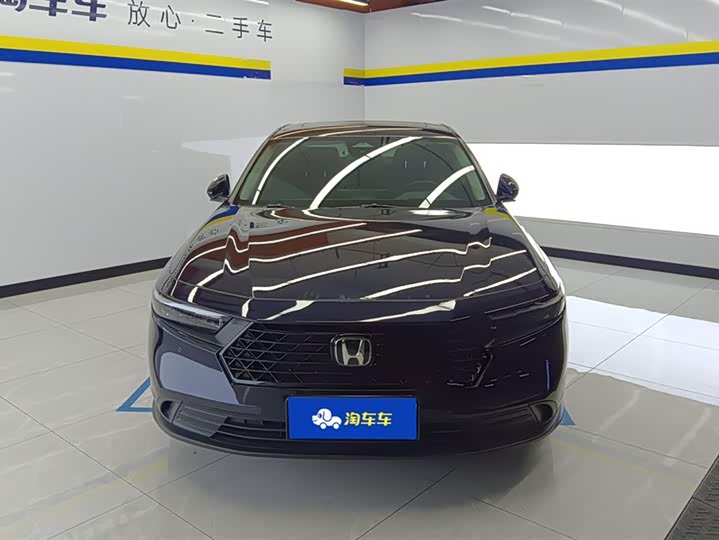 Фото 2 - Honda Accord