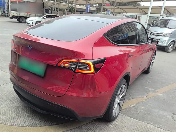 Фото 7 - Tesla Model Y