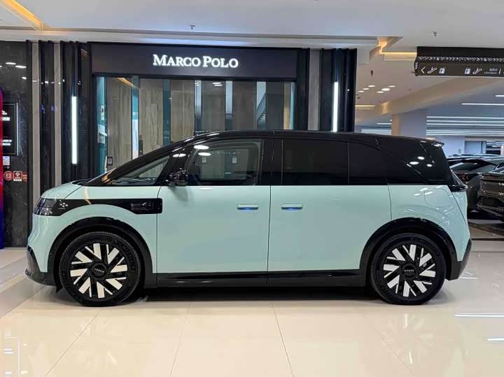 Фото 3 - Zeekr Mix