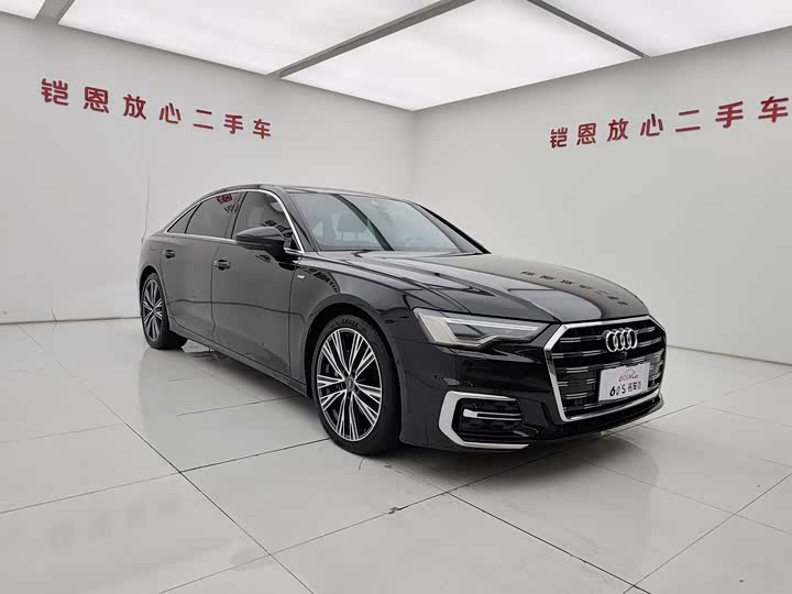Фото 3 - Audi A6L
