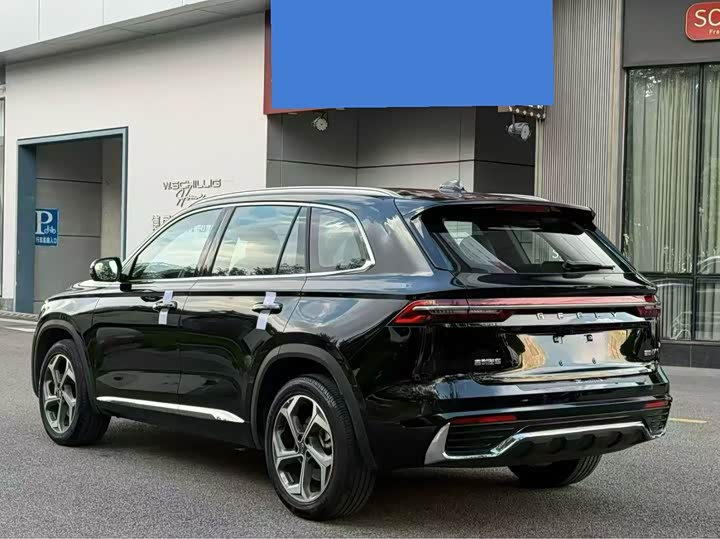 Фото 9 - Geely Monjaro