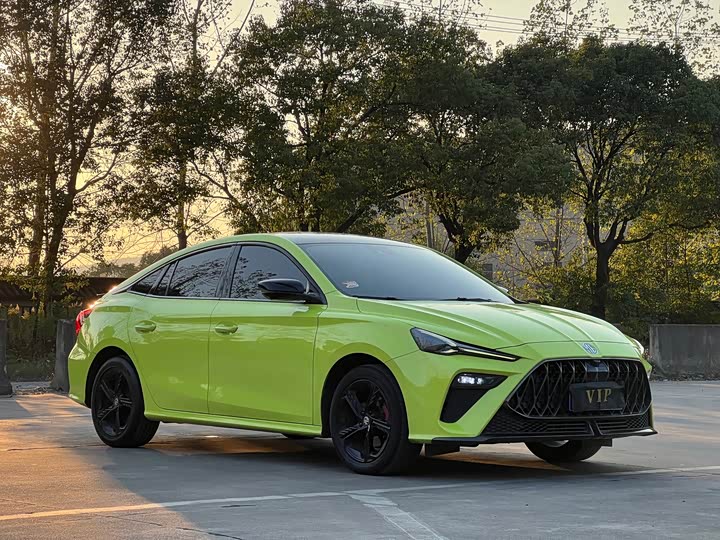 Фото 3 - MG Motor 5 Scorpio