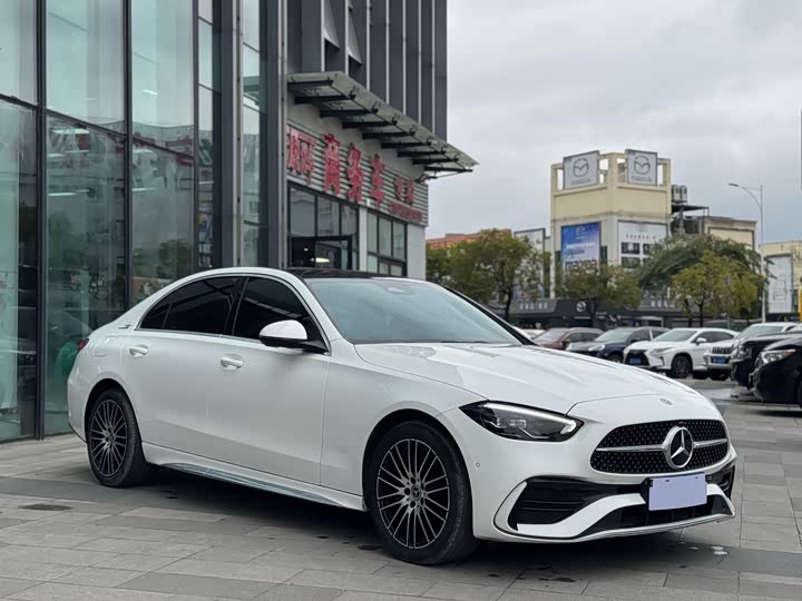 Фото 3 - Mercedes-Benz C-Class