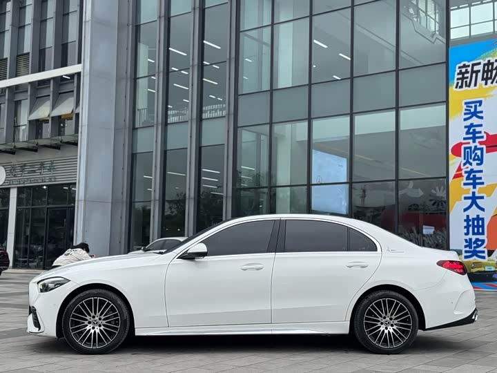 Фото 7 - Mercedes-Benz C-Class