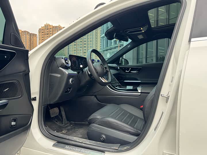 Фото 8 - Mercedes-Benz C-Class