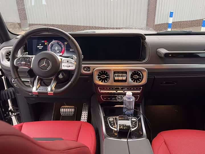 Фото 5 - Mercedes-Benz G-Class AMG