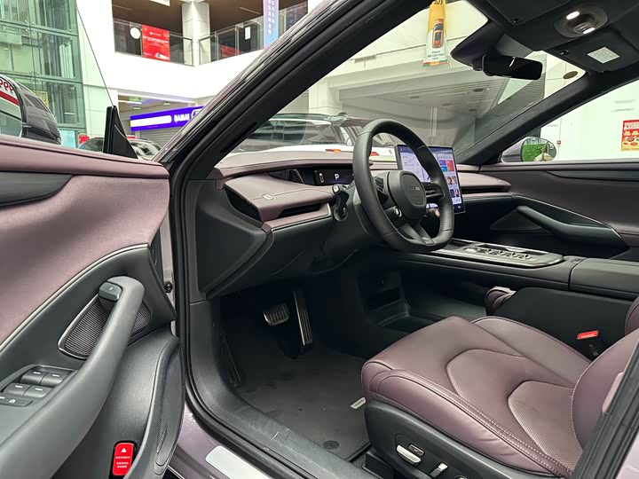 Фото 9 - Xiaomi SU7