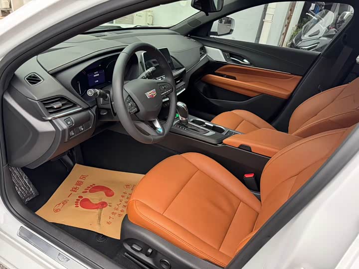 Фото 4 - Cadillac CT4