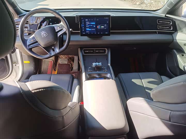 Фото 6 - BYD Qin L