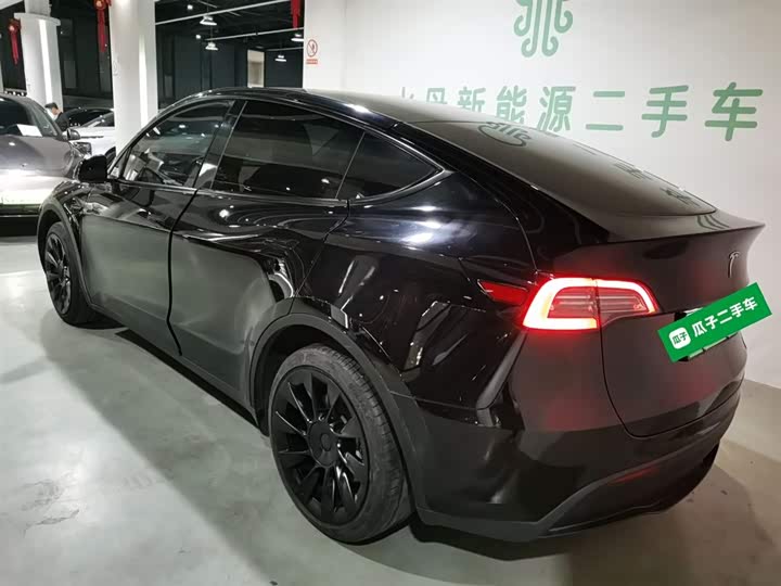 Фото 5 - Tesla Model Y