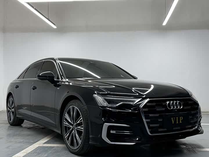 Фото 2 - Audi A6L