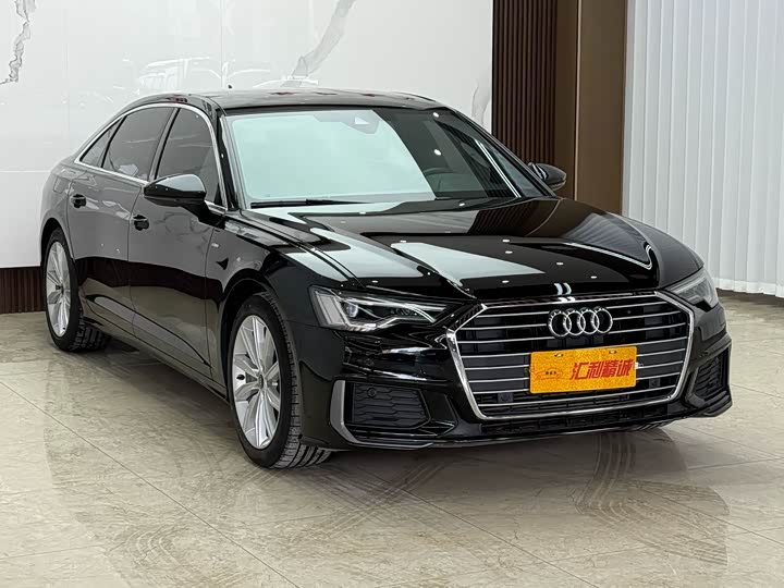 Фото 3 - Audi A6L