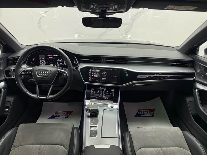 Фото 9 - Audi A6L