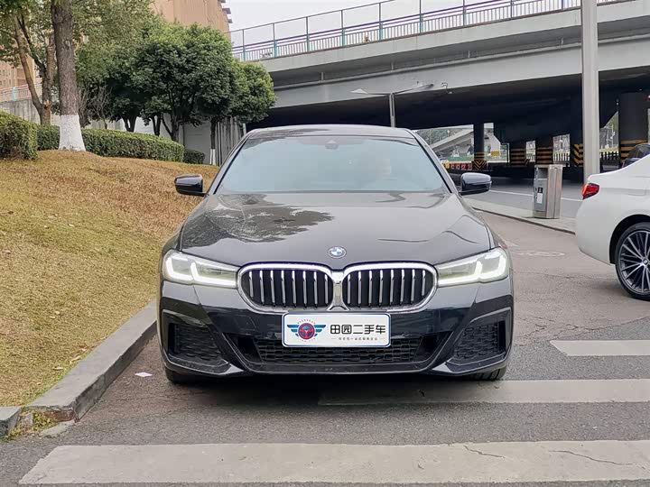 Фото 2 - BMW 5 Series