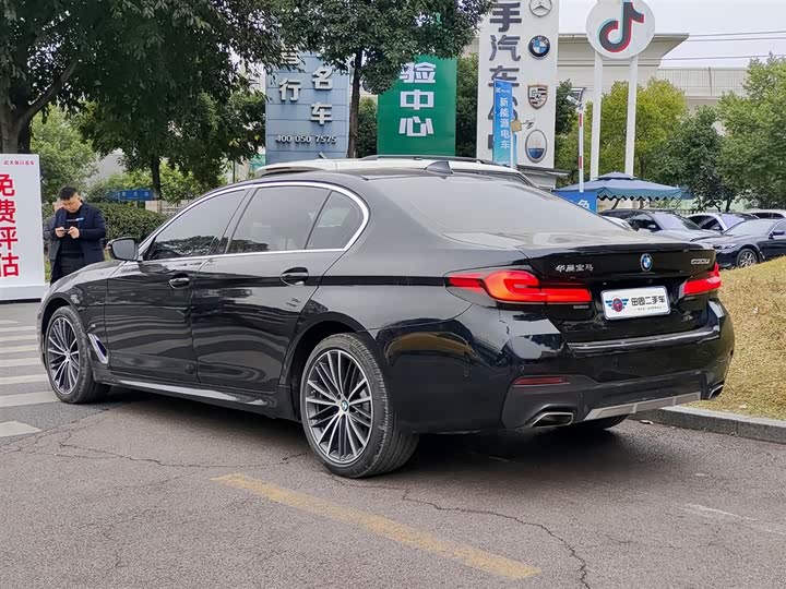 Фото 4 - BMW 5 Series