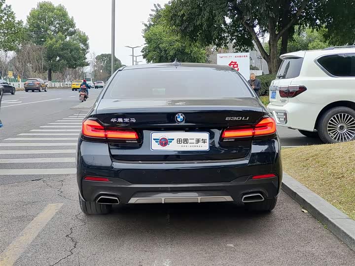 Фото 5 - BMW 5 Series