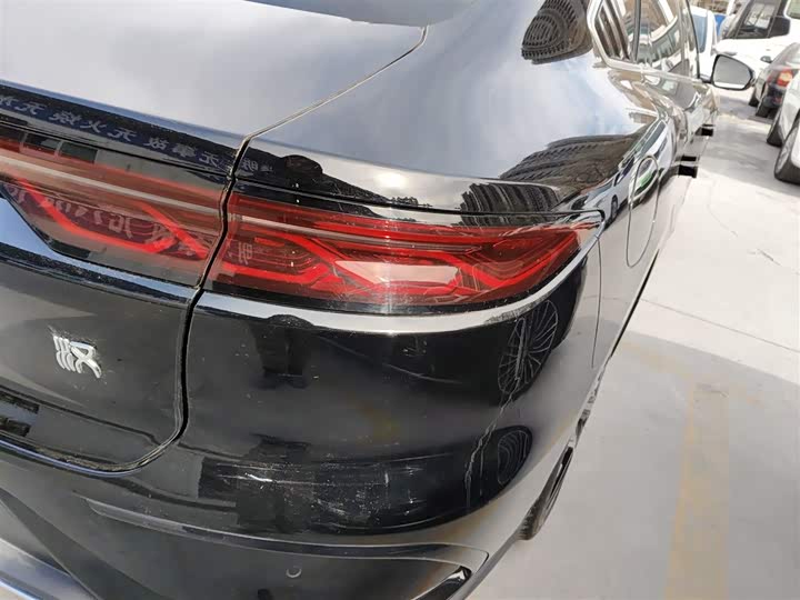 Фото 8 - BYD Han