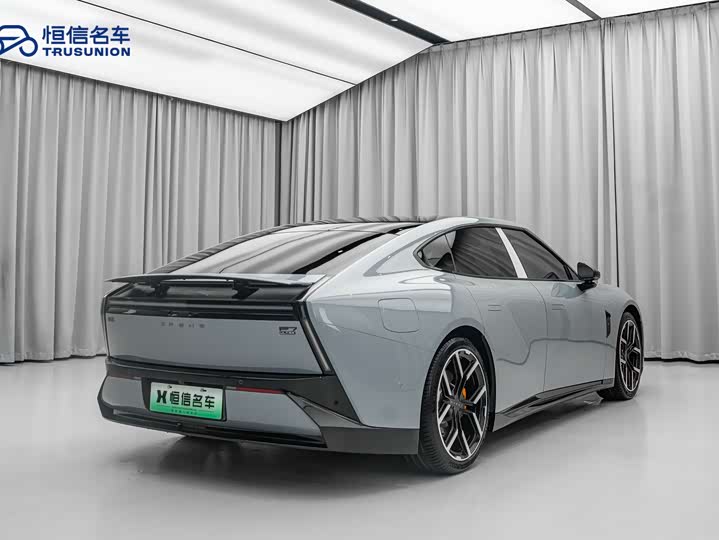 Фото 6 - XPeng P7