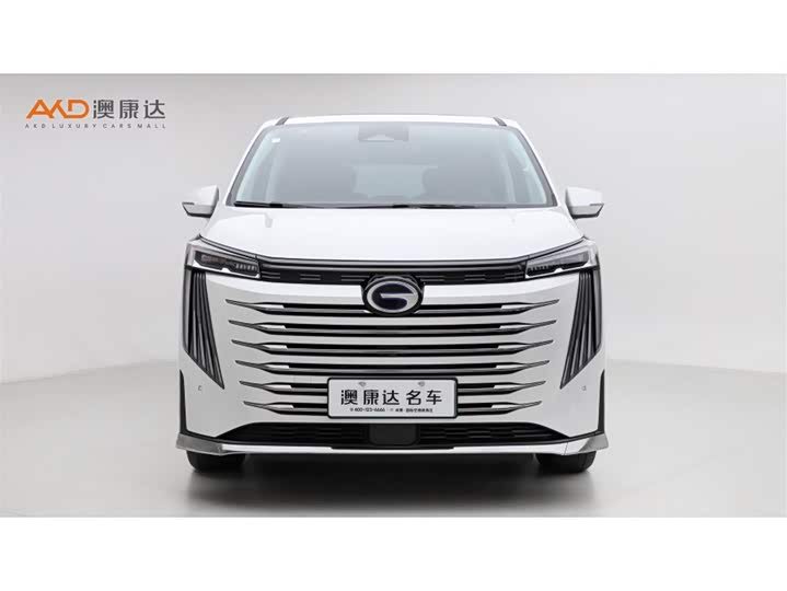 Фото 2 - GAC Trumpchi E9