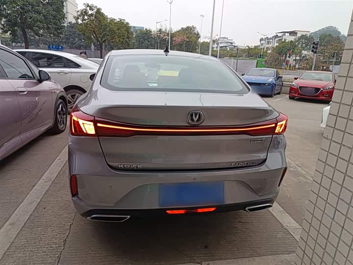 Фото 6 - Changan Eado Plus