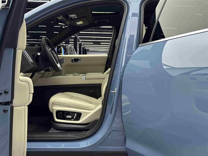 Фото 6 - LiXiang L7