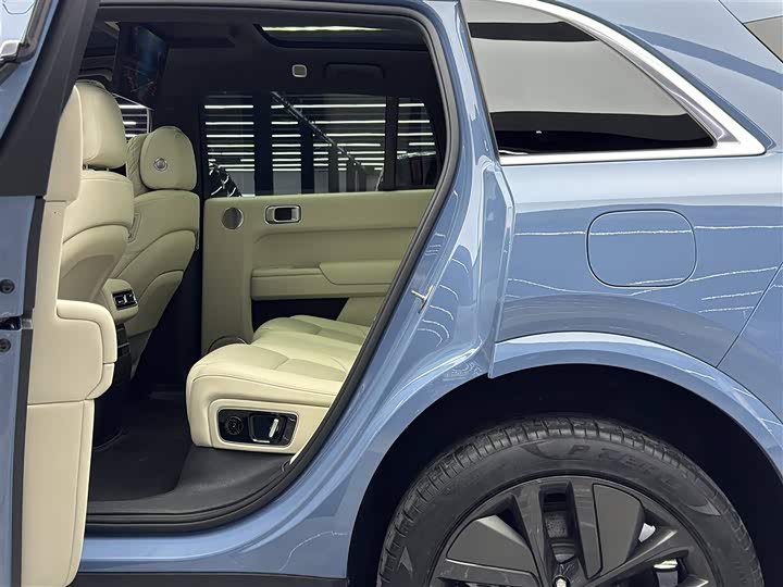 Фото 7 - LiXiang L7