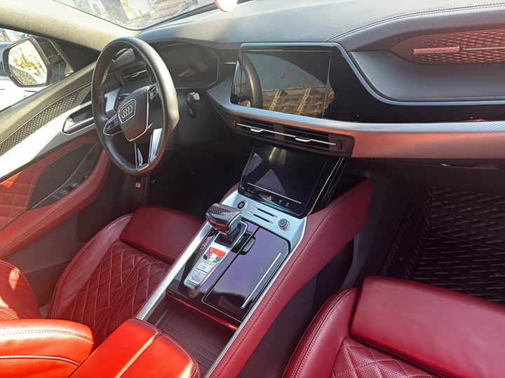 Фото 5 - Audi Q6