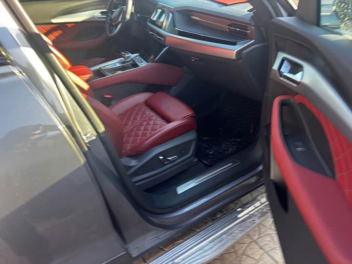 Фото 7 - Audi Q6