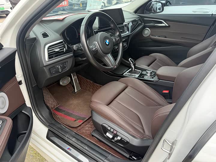 Фото 4 - BMW 1 Series