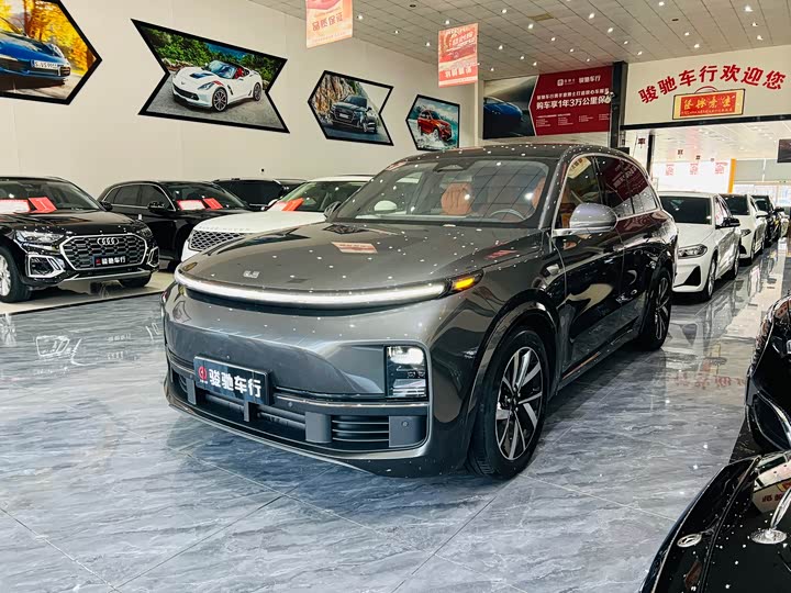 Фото 1 - LiXiang L8