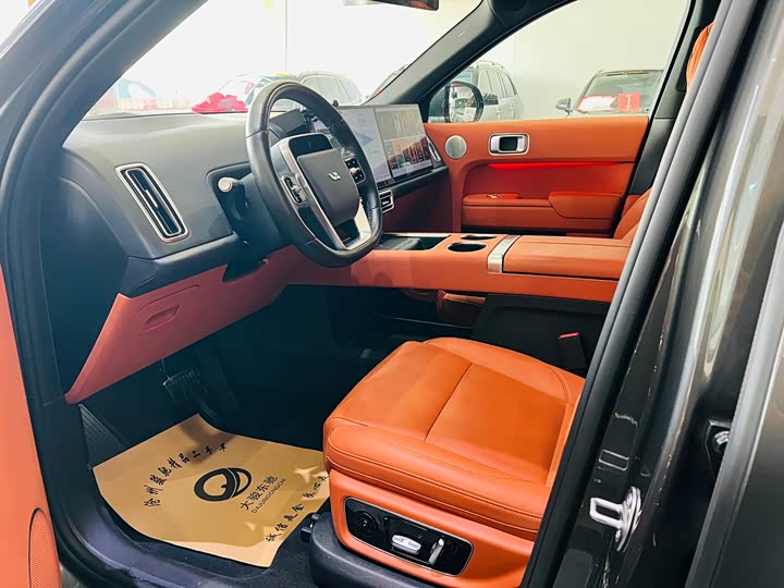 Фото 4 - LiXiang L8