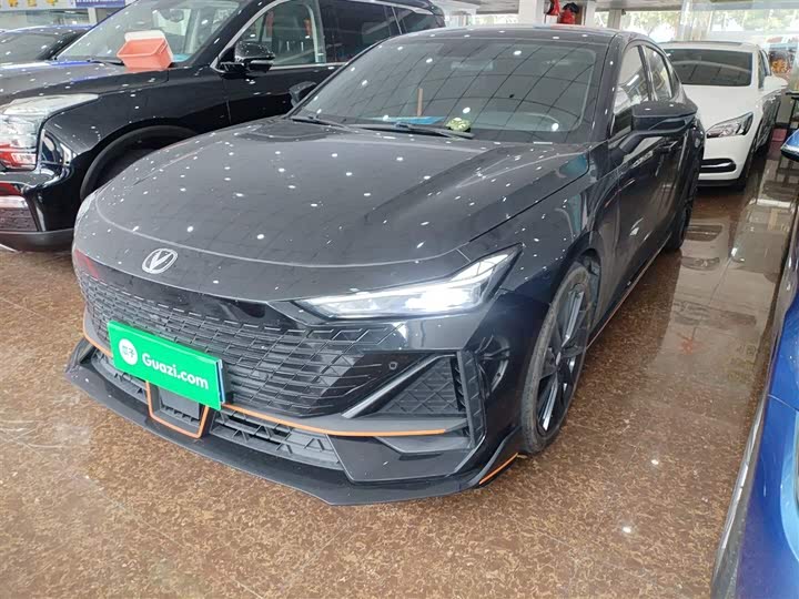 Фото 2 - Changan UNI-V