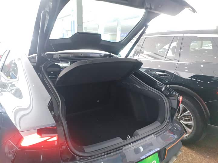 Фото 9 - Changan UNI-V