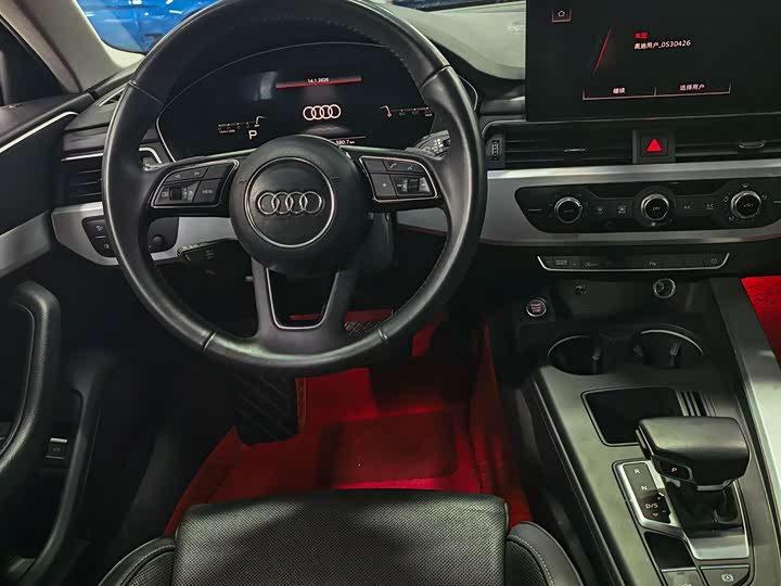 Фото 9 - Audi A4L