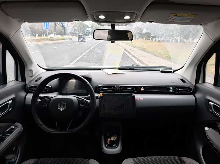 Фото 8 - Leapmotor T03