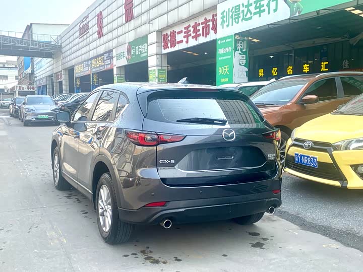 Фото 4 - Mazda CX-5