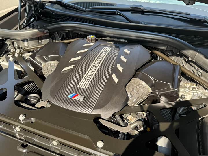 Фото 4 - BMW X5 M