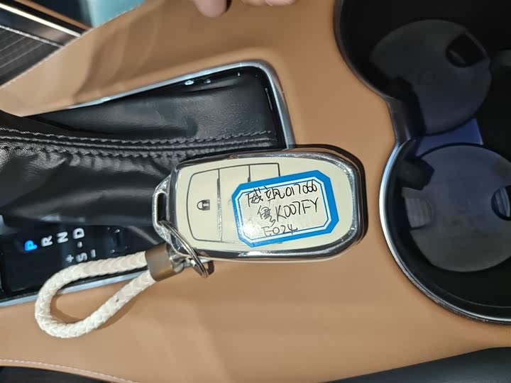 Фото 9 - Toyota Venza