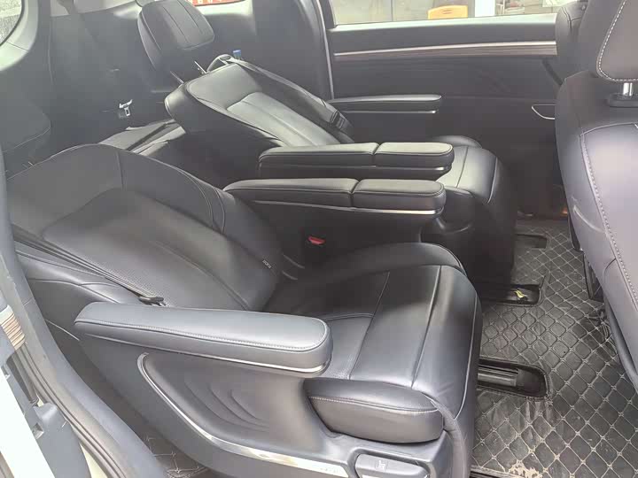 Фото 5 - GAC Trumpchi M8