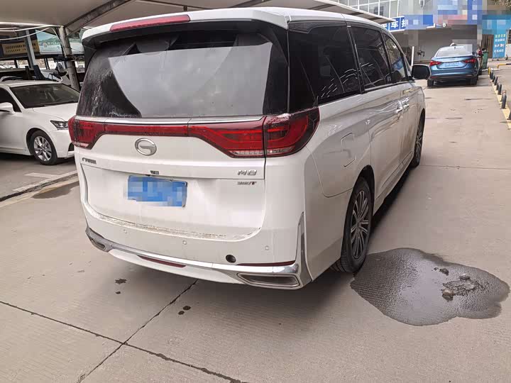 Фото 7 - GAC Trumpchi M8