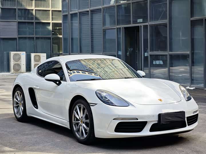 Фото 3 - Porsche 718