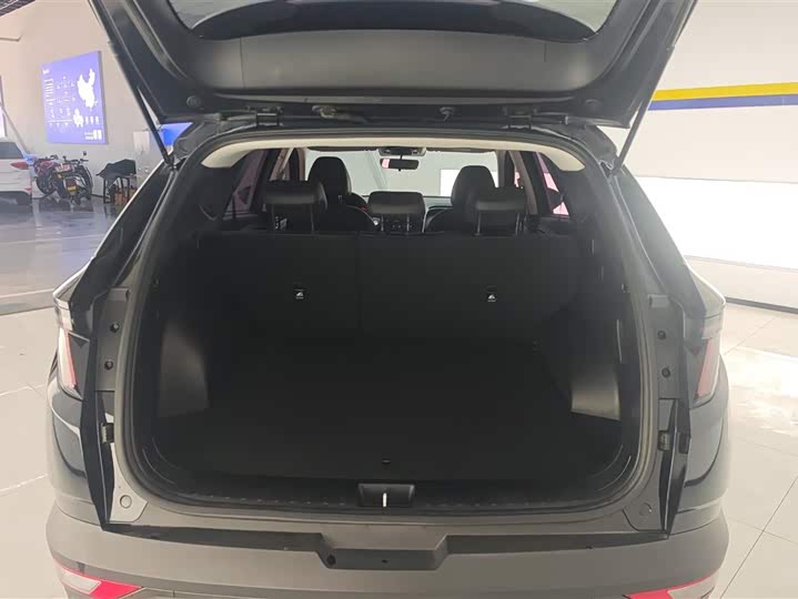 Фото 4 - Hyundai Tucson L