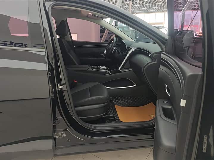 Фото 8 - Hyundai Tucson L