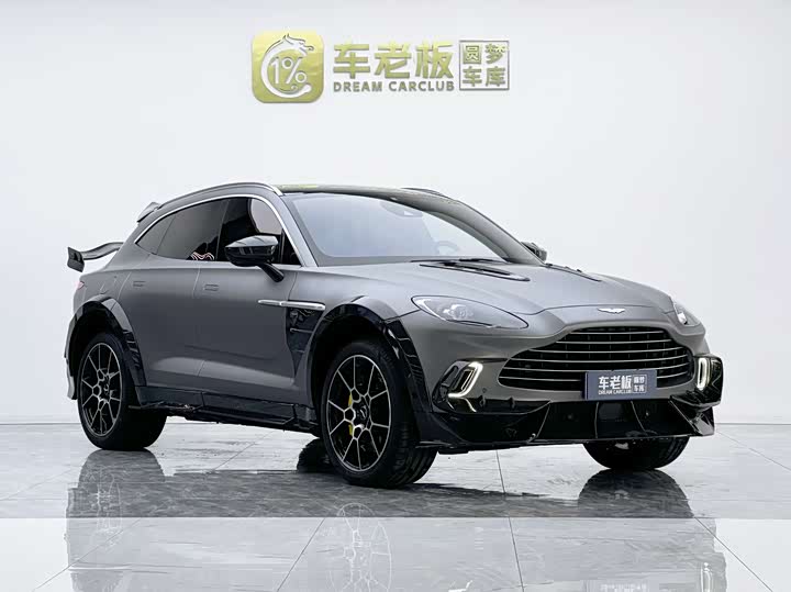 Фото 3 - Aston Martin DBX
