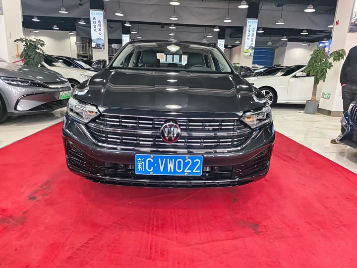 Фото 2 - Volkswagen Sagitar L