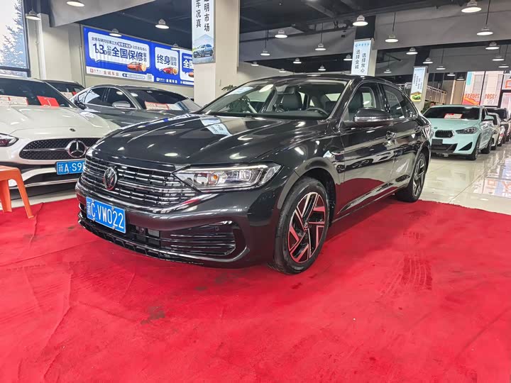 Фото 3 - Volkswagen Sagitar L