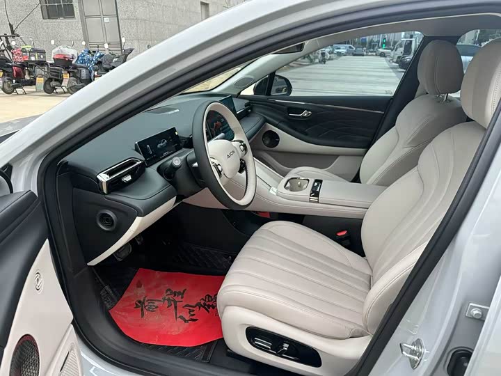 Фото 3 - GAC Aion RT