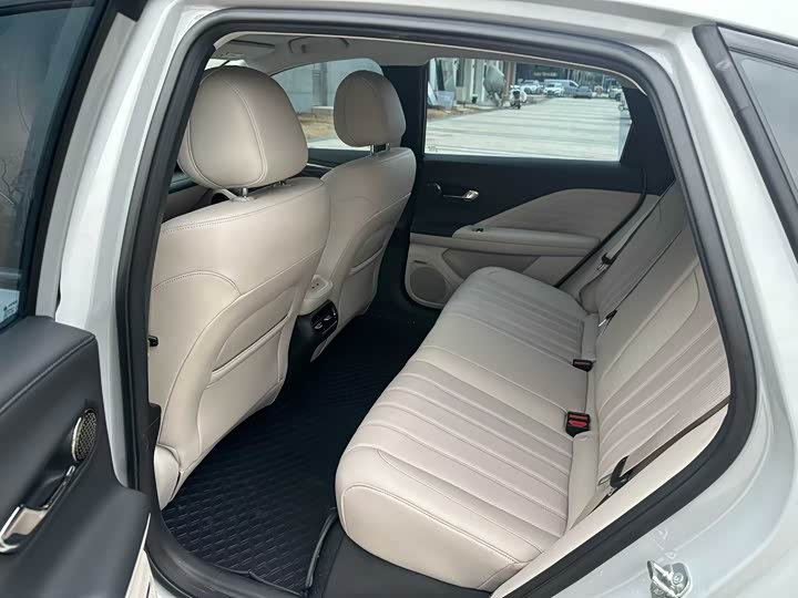 Фото 4 - GAC Aion RT